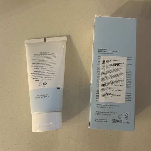 Round Lab 1025 Dokdo Cleanser - Picture 4 of 7